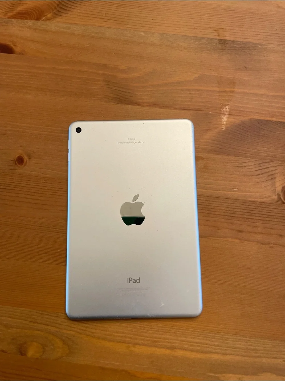 Apple iPad mini 4 128GB Wi-Fi Silver MK9P2LL/A Factory Reset Ready